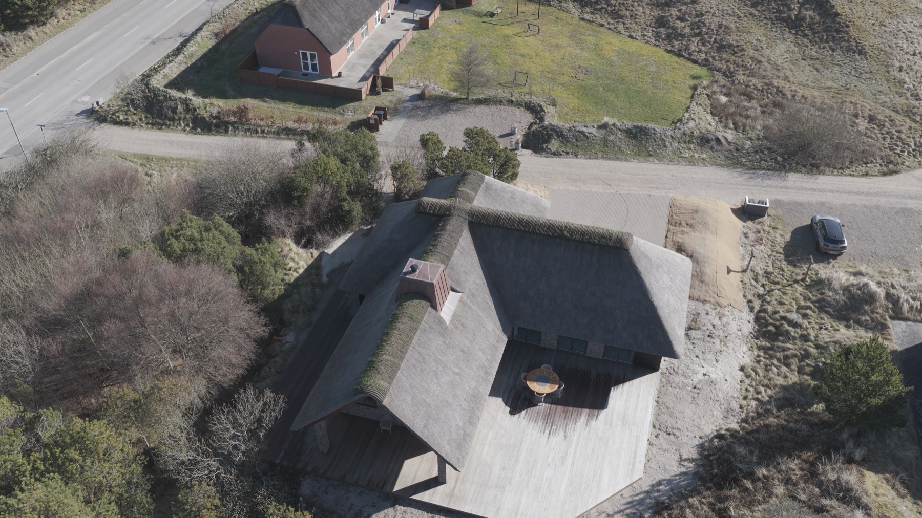 Stråtaget og terrassen set oppefra.